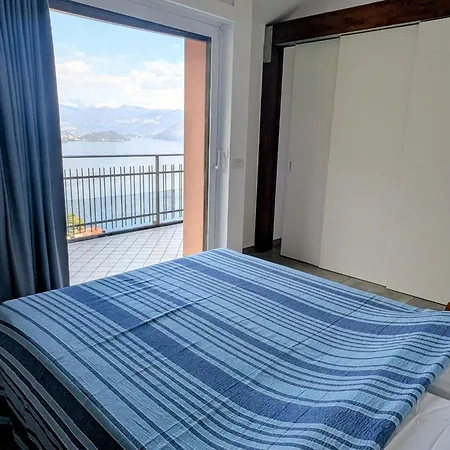 La Rondinella Comolake Lejlighed